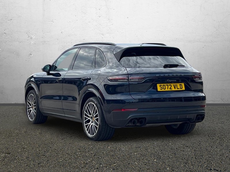 2022 (72) PORSCHE CAYENNE E-Hybrid Platinum Edition 5dr Tiptronic S 5755255