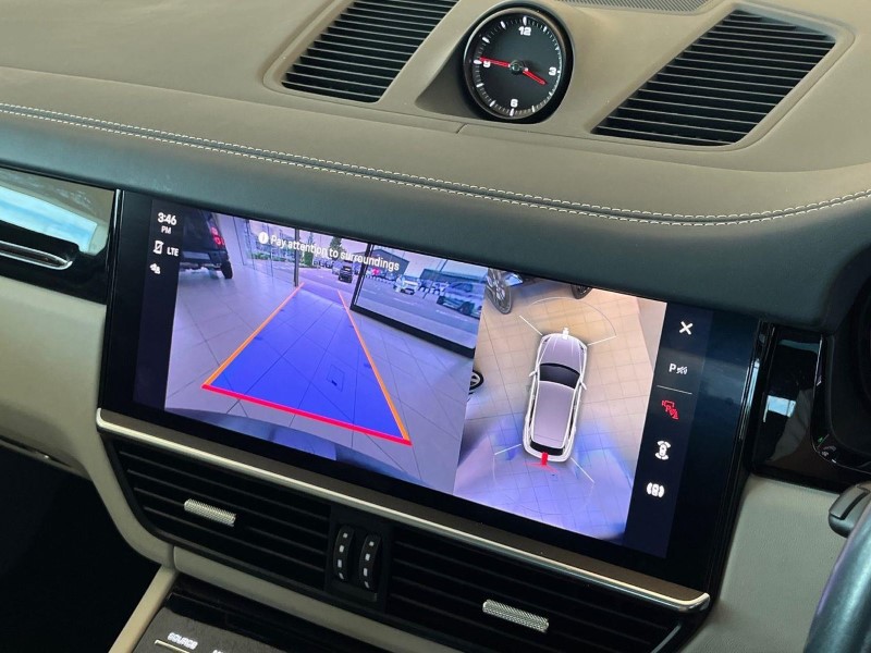 2022 (72) PORSCHE CAYENNE E-Hybrid Platinum Edition 5dr Tiptronic S 5755284