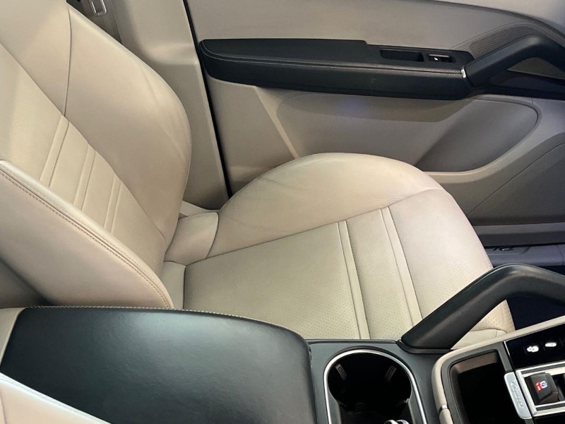 2022 (72) PORSCHE CAYENNE E-Hybrid Platinum Edition 5dr Tiptronic S 5755278