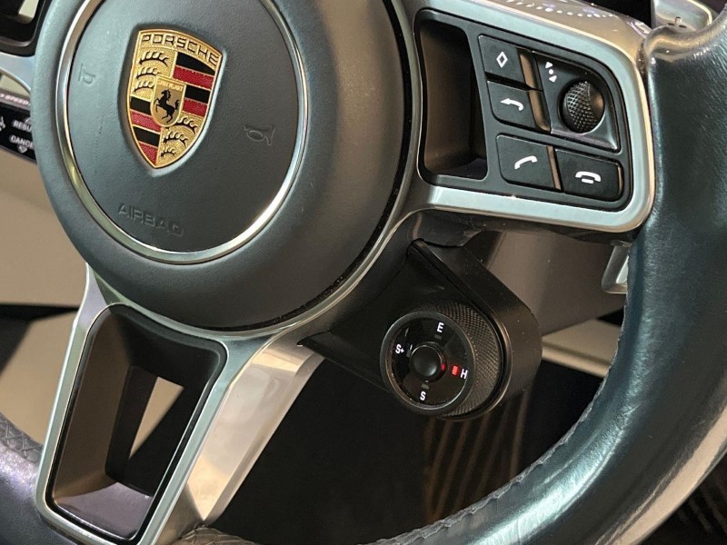 2022 (72) PORSCHE CAYENNE E-Hybrid Platinum Edition 5dr Tiptronic S 5755309