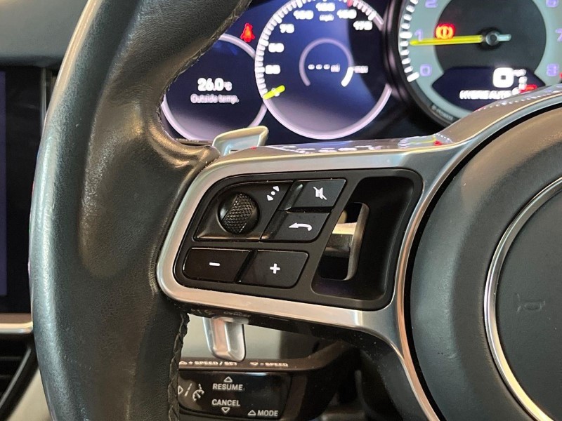 2022 (72) PORSCHE CAYENNE E-Hybrid Platinum Edition 5dr Tiptronic S 5755280