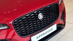 2024 (24) JAGUAR F-PACE 2.0 D200 R-Dynamic SE Black 90th Anniv 5dr Auto 5782668