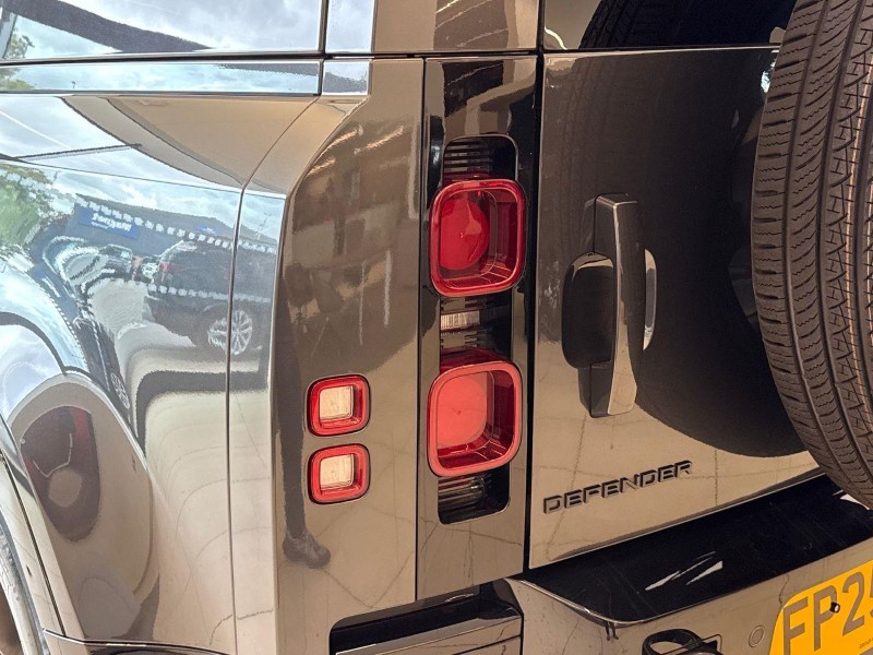 2025 (25) LAND ROVER COMMERCIAL DEFENDER 3.0 D350 Hard Top X-Dynamic HSE Auto 5783430