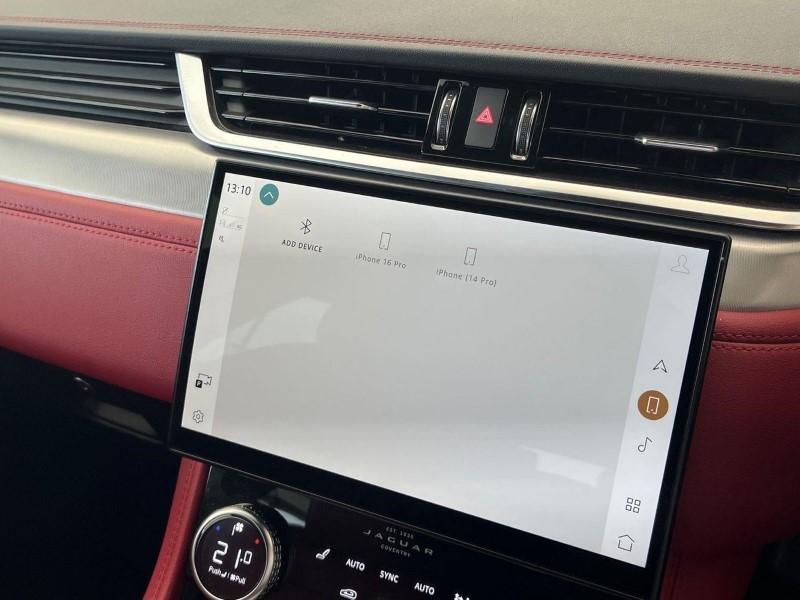 2022 (22) JAGUAR F-PACE 2.0 D200 R-Dynamic SE 5dr Auto AWD 5776876