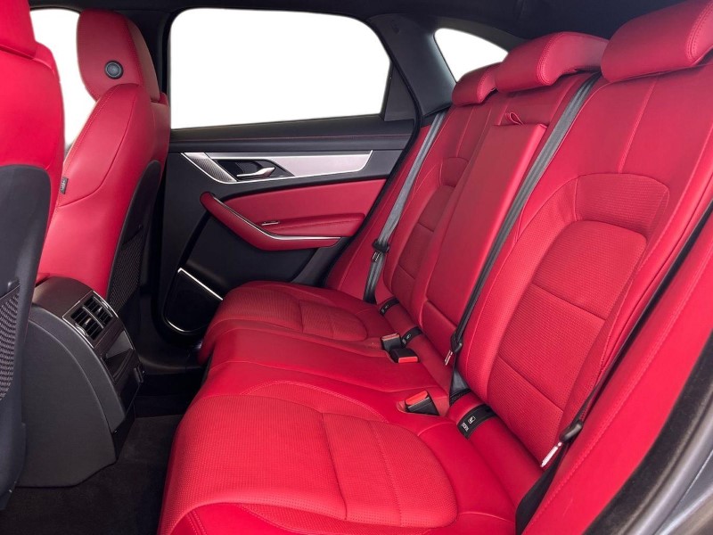 2022 (22) JAGUAR F-PACE 2.0 D200 R-Dynamic SE 5dr Auto AWD 5776848
