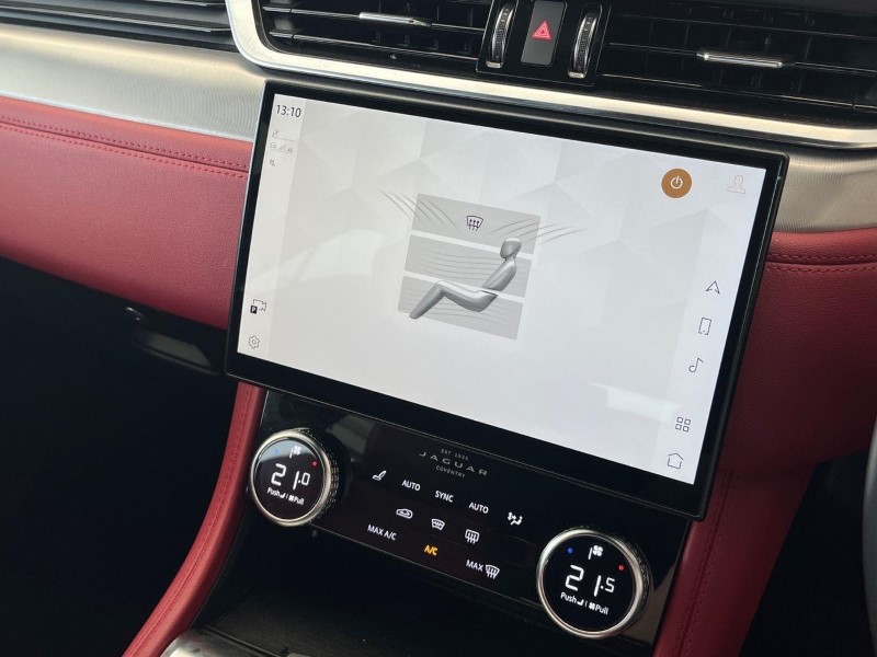 2022 (22) JAGUAR F-PACE 2.0 D200 R-Dynamic SE 5dr Auto AWD 5776877