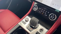2022 (22) JAGUAR F-PACE 2.0 D200 R-Dynamic SE 5dr Auto AWD 5776857
