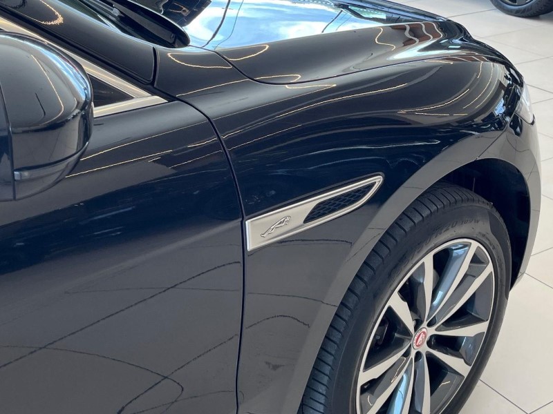 2022 (22) JAGUAR F-PACE 2.0 D200 R-Dynamic SE 5dr Auto AWD 5776864
