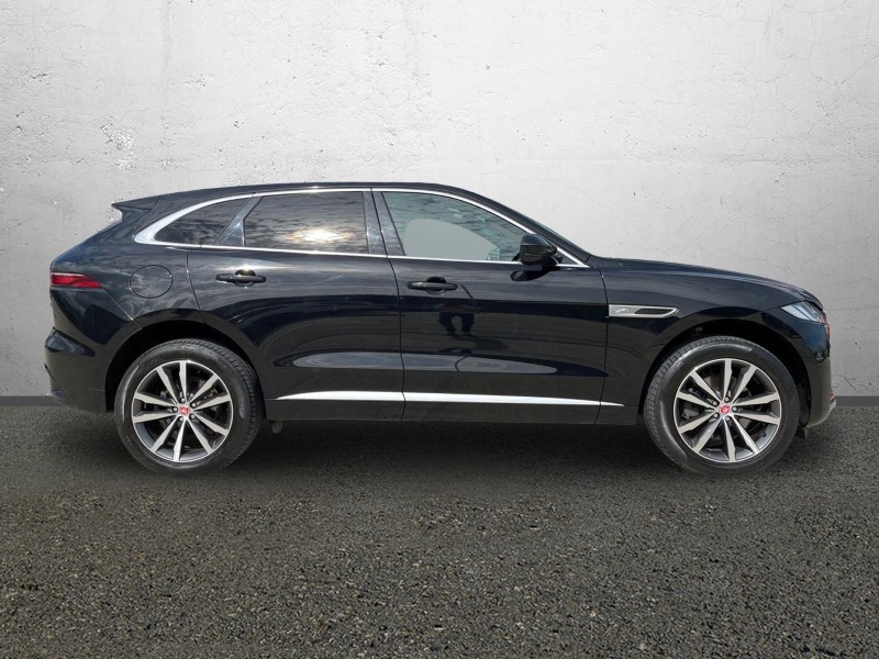 2022 (22) JAGUAR F-PACE 2.0 D200 R-Dynamic SE 5dr Auto AWD 5776849