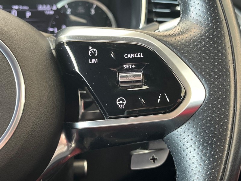 2022 (22) JAGUAR F-PACE 2.0 D200 R-Dynamic SE 5dr Auto AWD 5776870