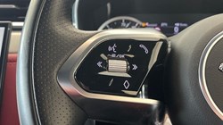 2022 (22) JAGUAR F-PACE 2.0 D200 R-Dynamic SE 5dr Auto AWD 5776871