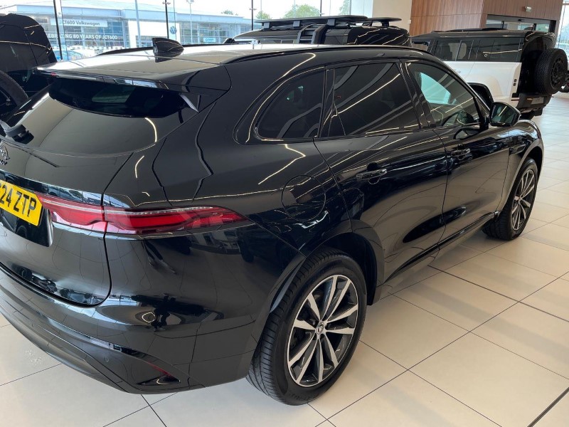 2024 (24) JAGUAR F-PACE 2.0 D200 R-Dynamic SE Black 5dr Auto AWD 5841578