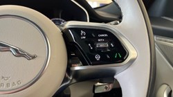 2024 (24) JAGUAR F-PACE 2.0 D200 R-Dynamic SE Black 5dr Auto AWD 5841550