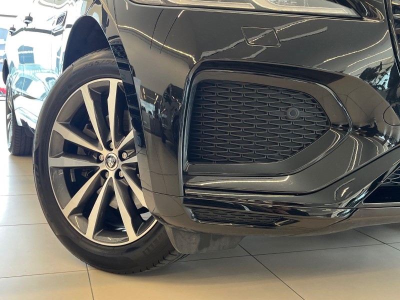 2024 (24) JAGUAR F-PACE 2.0 D200 R-Dynamic SE Black 5dr Auto AWD 5841568