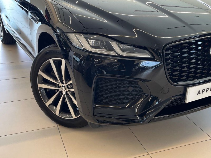2024 (24) JAGUAR F-PACE 2.0 D200 R-Dynamic SE Black 5dr Auto AWD 5841566