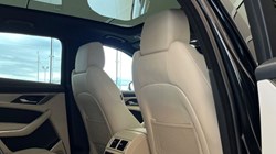 2024 (24) JAGUAR F-PACE 2.0 D200 R-Dynamic SE Black 5dr Auto AWD 5841577