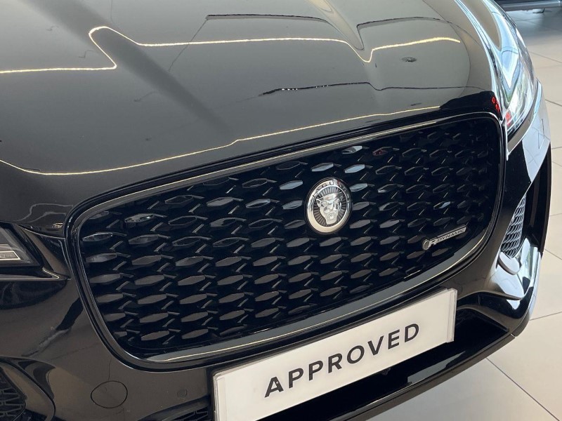 2024 (24) JAGUAR F-PACE 2.0 D200 R-Dynamic SE Black 5dr Auto AWD 5841567