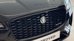 2024 (24) JAGUAR F-PACE 2.0 D200 R-Dynamic SE Black 5dr Auto AWD 5841567