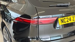2024 (24) JAGUAR F-PACE 2.0 D200 R-Dynamic SE Black 5dr Auto AWD 5841540