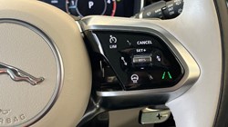 2024 (24) JAGUAR F-PACE 2.0 D200 R-Dynamic SE Black 5dr Auto AWD 5841548