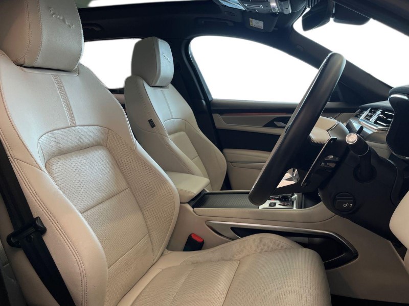 2024 (24) JAGUAR F-PACE 2.0 D200 R-Dynamic SE Black 5dr Auto AWD 5841547