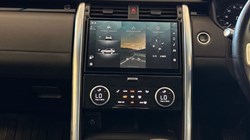 2021 (71) LAND ROVER DISCOVERY 3.0 D250 S 5dr Auto 5845143