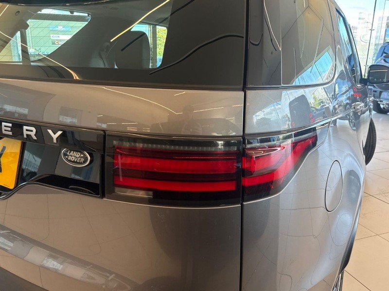 2021 (71) LAND ROVER DISCOVERY 3.0 D250 S 5dr Auto 5845176