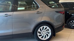 2021 (71) LAND ROVER DISCOVERY 3.0 D250 S 5dr Auto 5845182