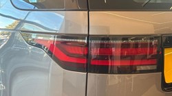 2021 (71) LAND ROVER DISCOVERY 3.0 D250 S 5dr Auto 5845148
