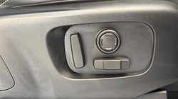 2021 (71) LAND ROVER DISCOVERY 3.0 D250 S 5dr Auto 5845153