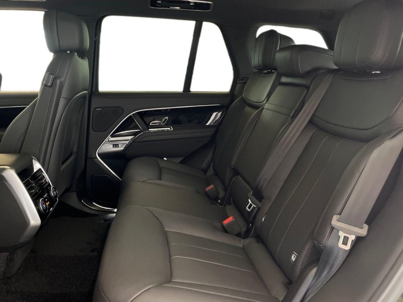 2026 (26) LAND ROVER RANGE ROVER 3.0 D300 Edition 4dr Auto 5803157