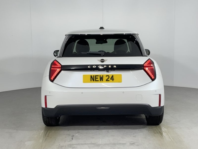  MINI COOPER 135kW E Classic [Level 2] 41kWh 3dr Auto 3382282