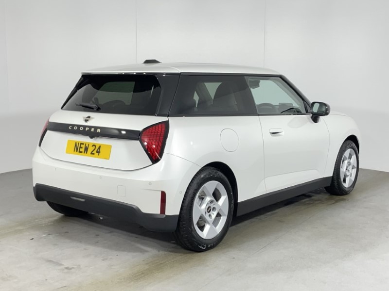  MINI COOPER 135kW E Classic [Level 2] 41kWh 3dr Auto 3382291