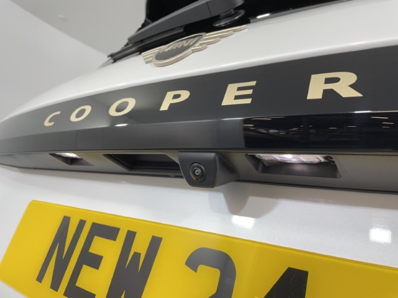  MINI COOPER 135kW E Classic [Level 2] 41kWh 3dr Auto 3382274