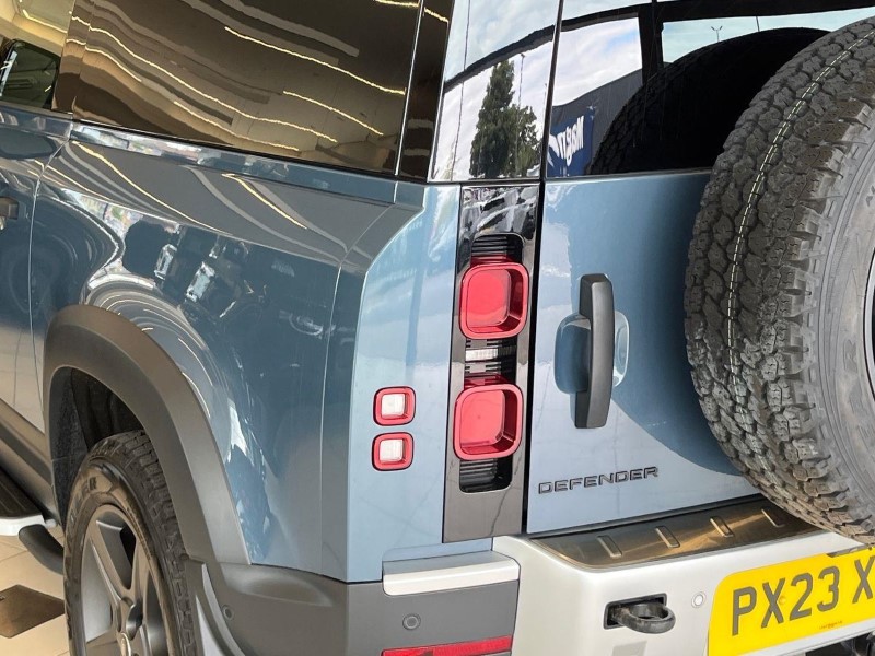 2023 (23) LAND ROVER COMMERCIAL DEFENDER 3.0 D250 Hard Top Auto 5801863