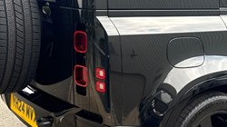 2024 (24) LAND ROVER COMMERCIAL DEFENDER 3.0 D300 Hard Top X-Dynamic HSE Auto 5612369