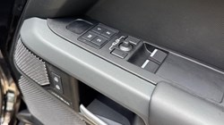 2024 (24) LAND ROVER COMMERCIAL DEFENDER 3.0 D300 Hard Top X-Dynamic HSE Auto 5612344