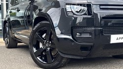 2024 (24) LAND ROVER COMMERCIAL DEFENDER 3.0 D300 Hard Top X-Dynamic HSE Auto 5612364