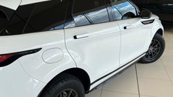 2022 (22) LAND ROVER RANGE ROVER EVOQUE 2.0 D165 R-Dynamic 5dr Auto 5821724