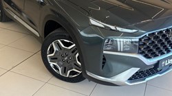 2023 (23) HYUNDAI SANTA FE 1.6 TGDi Hybrid Ultimate 5dr 4WD Auto 5817555