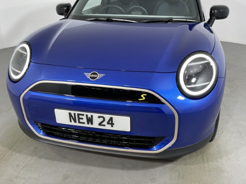 MINI COOPER 160kW SE Exclusive 54kWh 3dr Auto 3379615