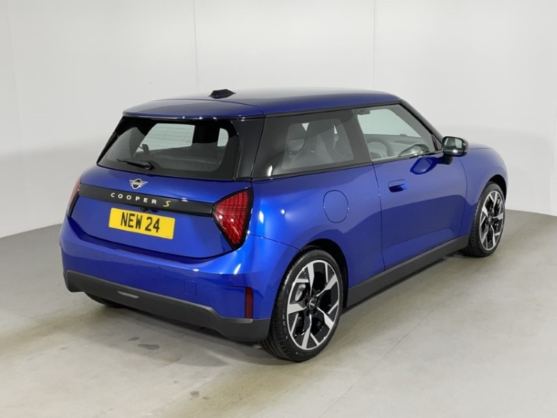  MINI COOPER 160kW SE Exclusive 54kWh 3dr Auto 3379605