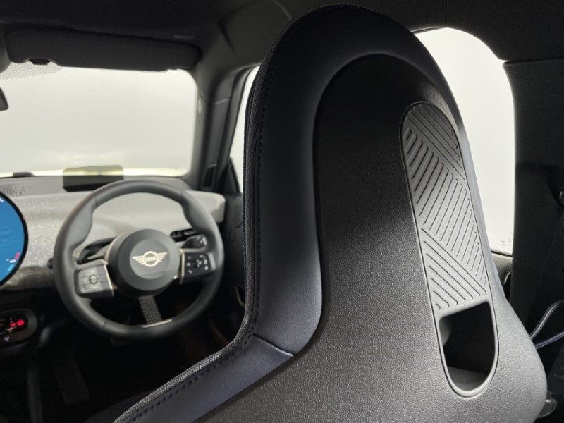  MINI COOPER 160kW SE Exclusive 54kWh 3dr Auto 3379574