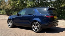 2022 (22) LAND ROVER DISCOVERY 3.0 D300 R-Dynamic HSE 5dr Auto 5647707