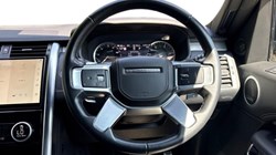 2022 (22) LAND ROVER DISCOVERY 3.0 D300 R-Dynamic HSE 5dr Auto 5647663