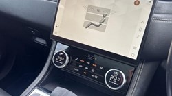 2022 (22) JAGUAR F-PACE 2.0 D200 R-Dynamic Black 5dr Auto AWD 5841613