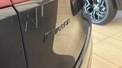 2022 (22) JAGUAR F-PACE 2.0 D200 R-Dynamic Black 5dr Auto AWD 5841625
