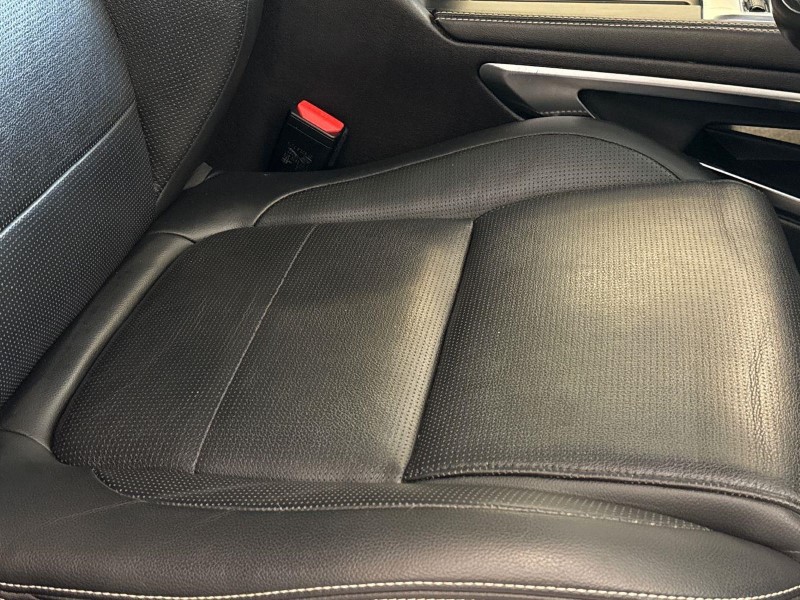2022 (22) JAGUAR F-PACE 2.0 D200 R-Dynamic Black 5dr Auto AWD 5841606