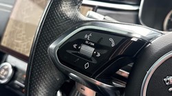 2022 (22) JAGUAR F-PACE 2.0 D200 R-Dynamic Black 5dr Auto AWD 5841609