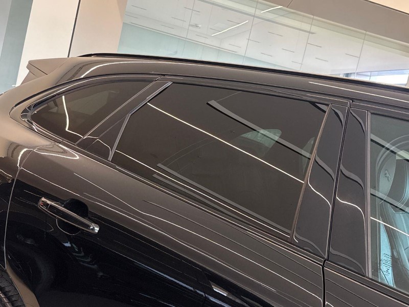 2022 (22) JAGUAR F-PACE 2.0 D200 R-Dynamic Black 5dr Auto AWD 5841631